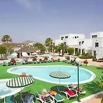 Nazaret Sol Costa Teguise