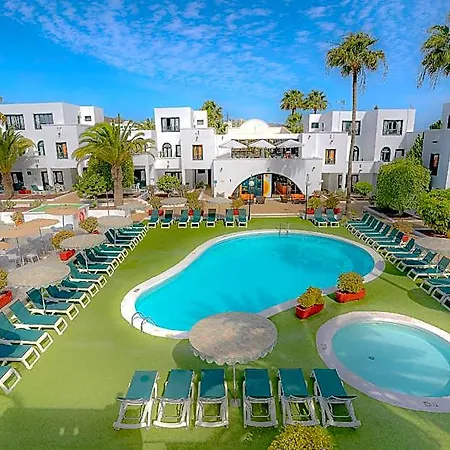 Nazaret Sol Costa Teguise