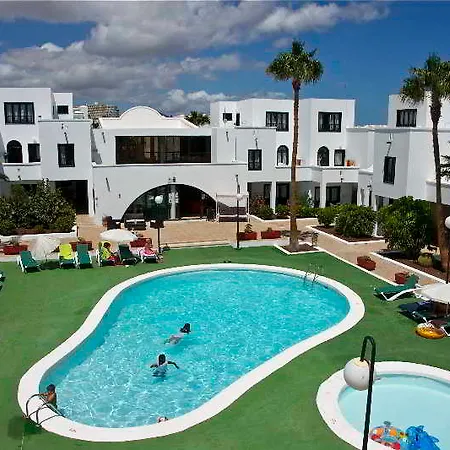 Nazaret Sol Costa Teguise