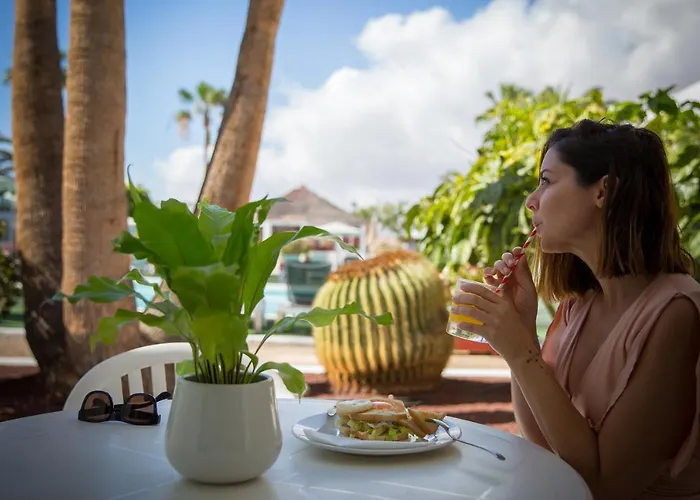 Nazaret Sol 3* Costa Teguise